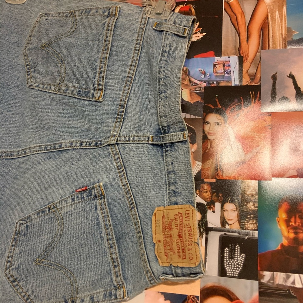Vintage Levi 505 Raw Hem shorts